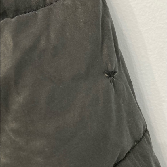 The North Face Dark Gray Puffer Aconcagua Jacket - Picture 5 of 7